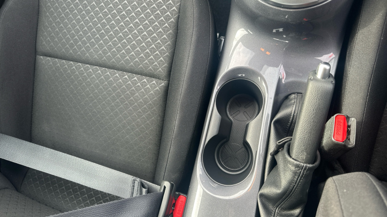 Nissan Juke 1.0 DiG-T 114 Acenta 5dr Petrol Hatchback